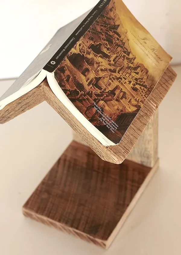 Mango_Wood_Natural_Finish_Book_Stand