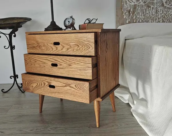 Wood_Natural_Finish_3_Drawer_Nightstand
