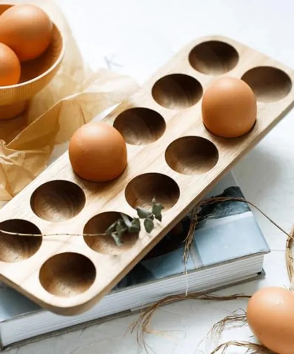 Wood_Natural_12_Slot_Egg_Tray