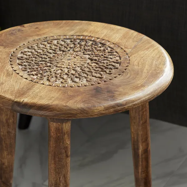 Wood_Natural_Round_Three_Leg_Coffee_Table