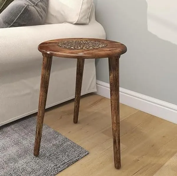 Wood_Natural_Round_Three_Leg_Coffee_Table