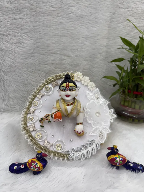 White_side_flower_Premium_Poshak