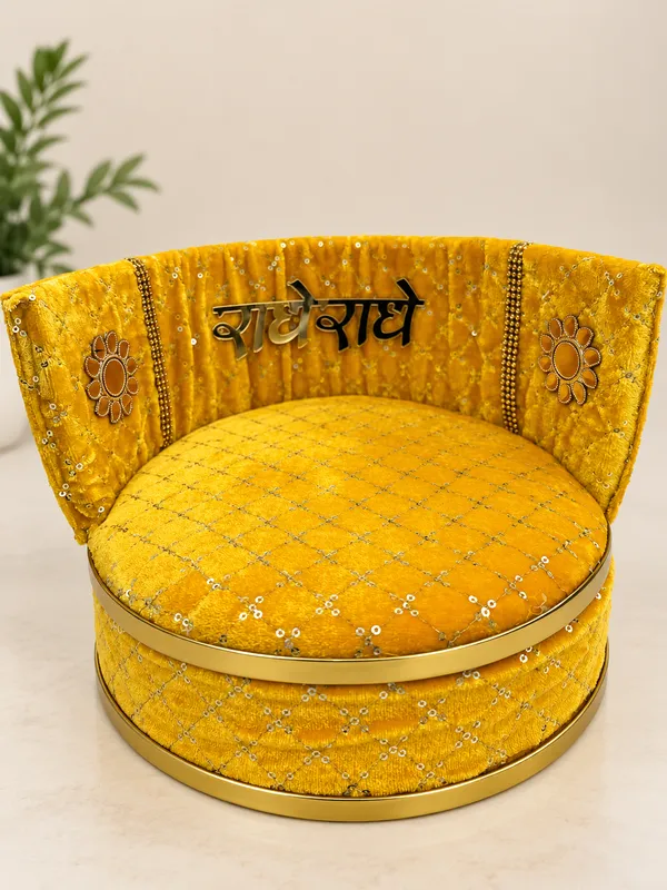 Yellow_Sinhasan_For_Daily_Seva_For_Ladoo_Gopal_Ji
