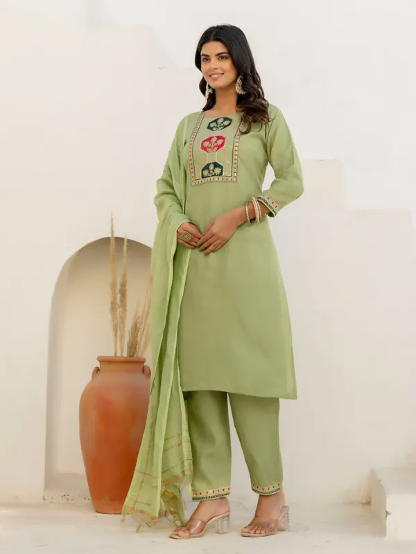 Green_Cotton_Straight_Kurta_Pant_Set_With_Chanderi_Dupatta_For_Women