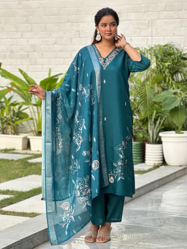 Blue_Silk_Embroidered_Kurta_Pant_Set_With_Dupatta_For_Women