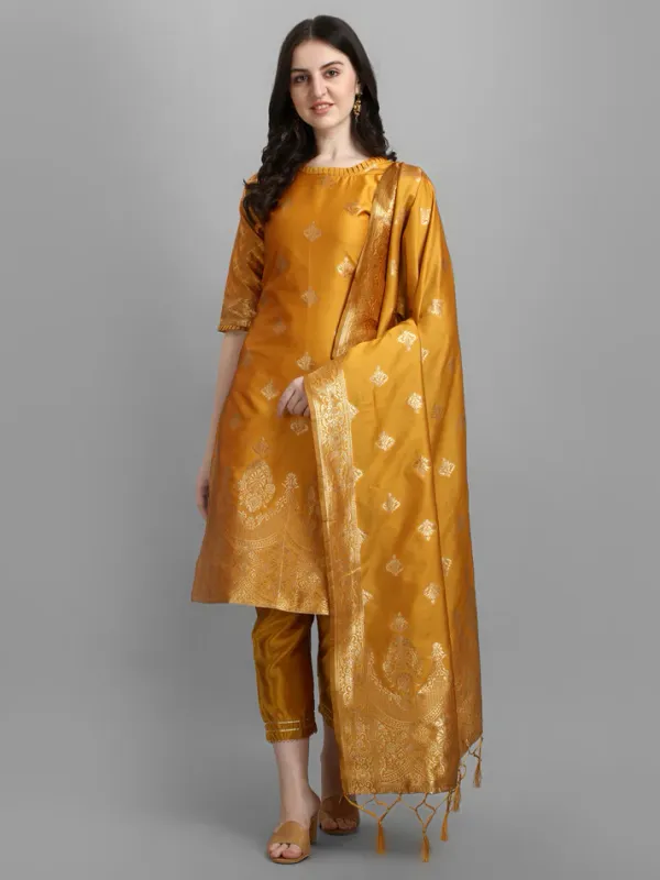 Mustard_Cotton_Silk_Kurta_Pant_Set_With_Banarasi_Dupatta_For_Women