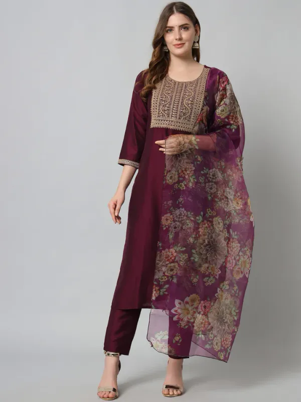 Maroon_Silk_Kurta_Trouser_Set_With_Organza_Dupatta_For_Women
