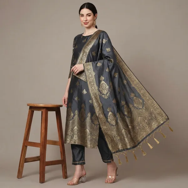 Grey_Cotton_Silk_Kurta_Pant_Set_With_Banarasi_Dupatta_For_Women