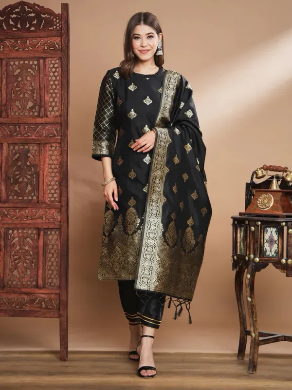 Black_Cotton_Silk_Kurta_Pant_Set_With_Banarasi_Silk_Dupatta_For_Women