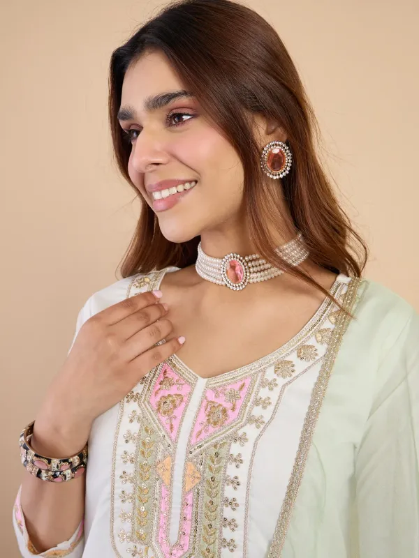 White_Silk_Kurta_Pant_Set_With_Lace_Border_Dupatta_For_Women