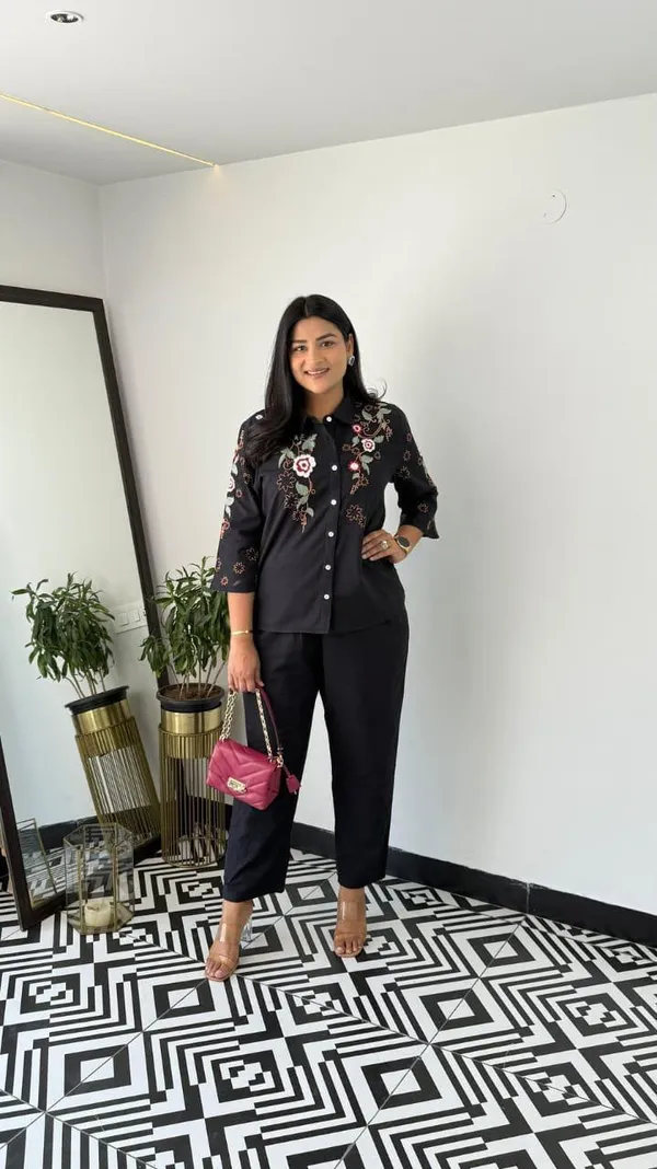 Black_Embroidered_Floral_Shirt_And_Trouser_Set_For_Women