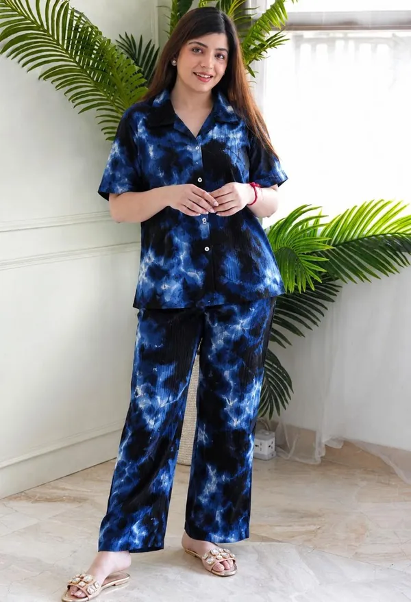 Blue_Tie-Dye_Cotton_Night_Suit_Set_For_Women