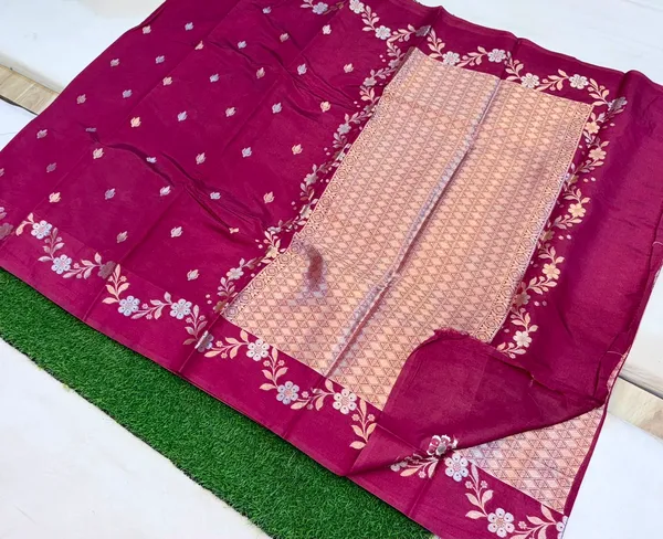 Maroon_Art_Silk_Zari_Weave_Banarasi_Saree_For_Women