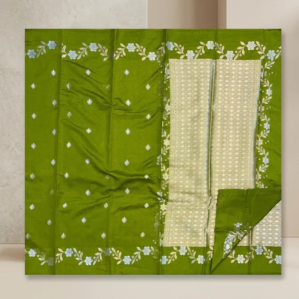 Parrot_Green_Art_Silk_Zari_Weave_Banarasi_Saree_For_Women