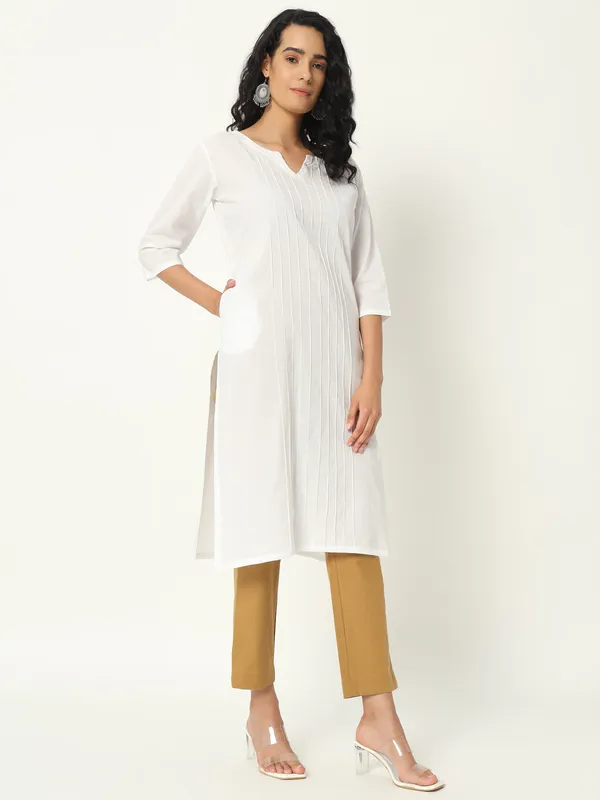 White_Cotton_Straight_Long_Kurta_For_Women