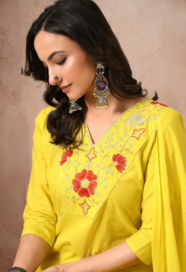 Yellow_Cotton_Embroidered_3-Piece_Suit_Set_For_Women