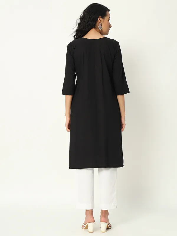 Black_Cotton_Straight_Fit_Long_Kurta_For_Women