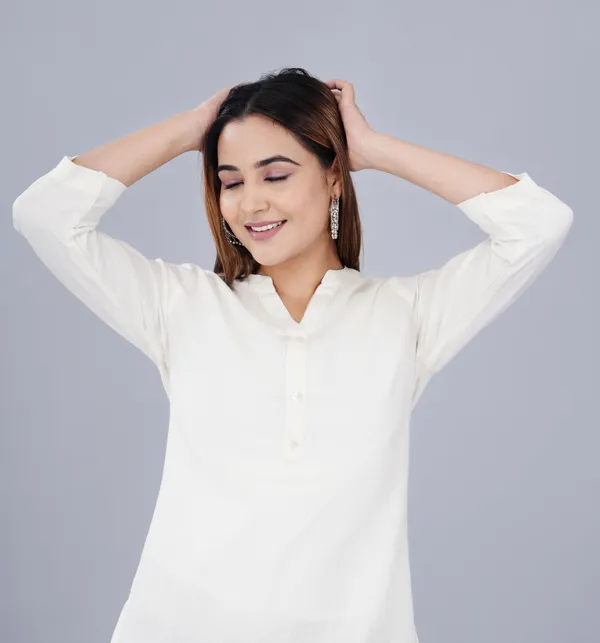 White_And_Green_Cotton_Linen_V-Neck_Three-Quarter_Sleeve_Top_For_Women