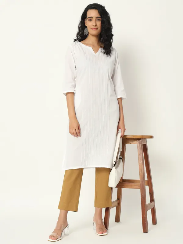 White_Cotton_Straight_Long_Kurta_For_Women