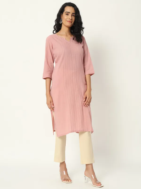 Pink_Cotton_Straight_Pintuck_Long_Kurta_For_Women