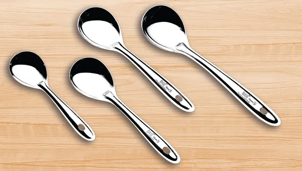 Stainless_Steel_Polished_Oval_Serving_Spoon