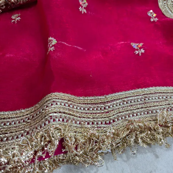 Red_Fandy_Satin_Silk_Saree_For_Women