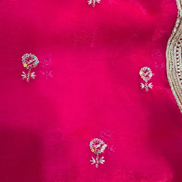 Red_Fandy_Satin_Silk_Saree_For_Women