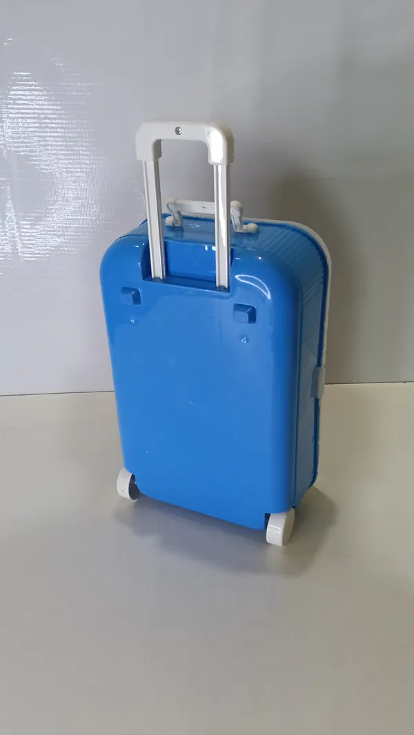 Blue_Trolley_Doctor_Set_For_Kids