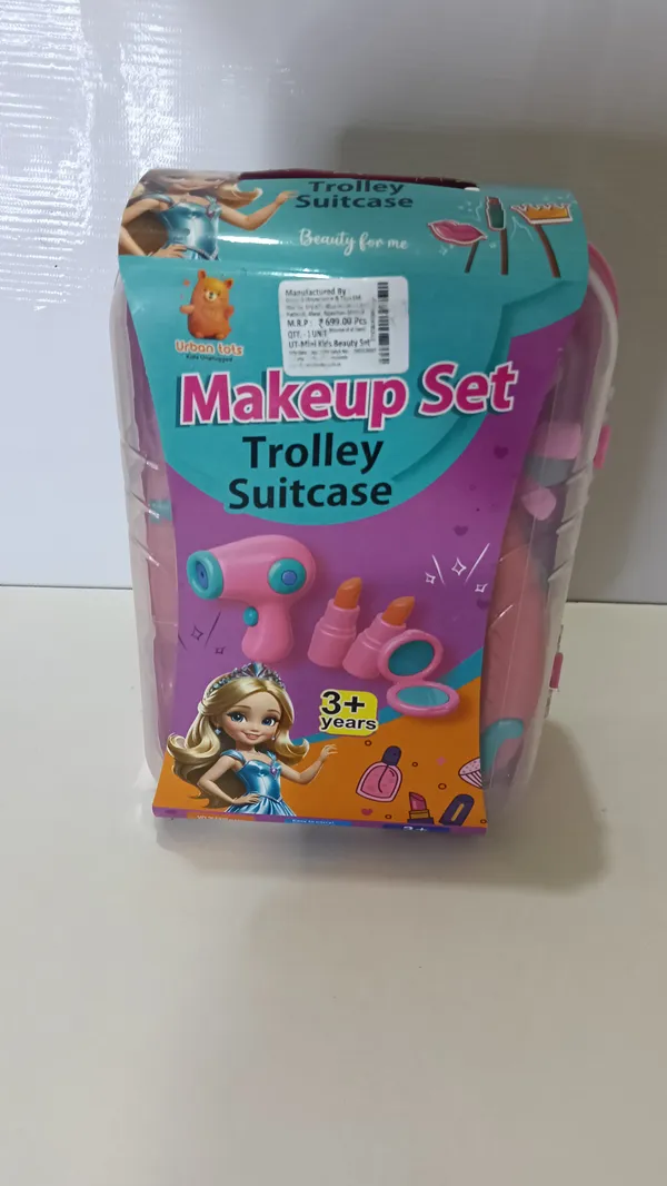 Pink_Trolley_Suitcase_Makeup_Set_For_Kids_3+_Years