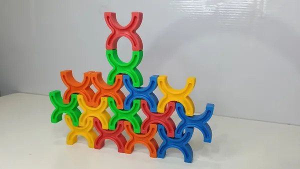 Colorful_Interlocking_Building_Toy_Set_For_Kids