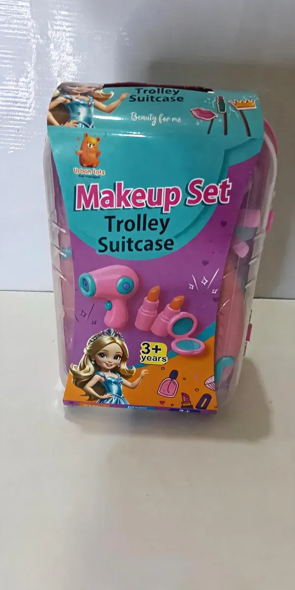 Pink_Trolley_Suitcase_Makeup_Set_For_Kids_3_Years
