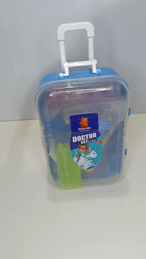 Blue_Trolley_Doctor_Set_For_Kids