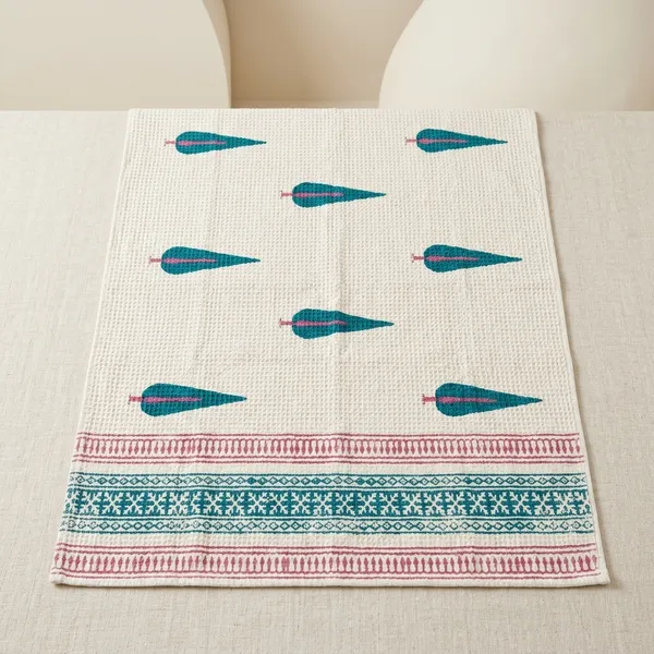 White_Waffle_Cotton_Printed_Bath_Towel