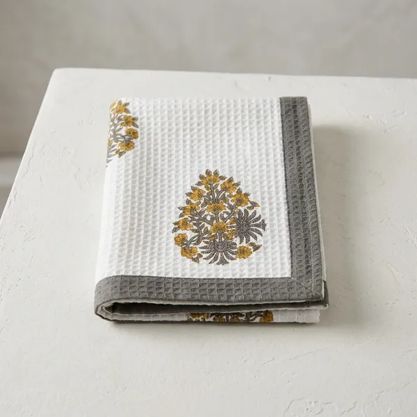 Waffle_Cotton_Floral_Embroidered_Bath_Towel