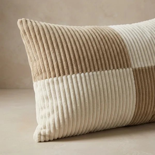 Ribbed_Velvet_Checkered_Beige_Cream_Pillow