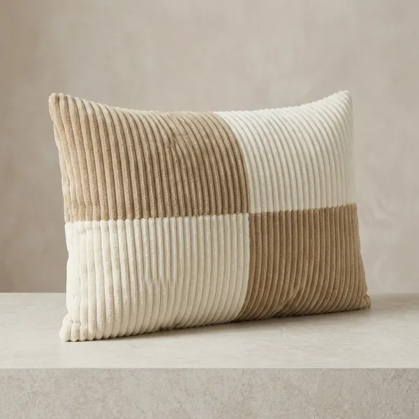 Ribbed_Velvet_Checkered_Beige_Cream_Pillow