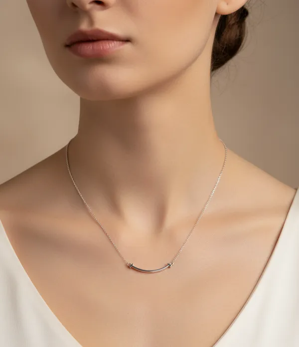 Silver_925_Sterling_Minimal_Smile_Necklace_For_Women