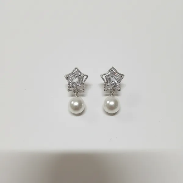 Silver_925_Sterling_Stellarpearl_Stud_Earrings_For_Women