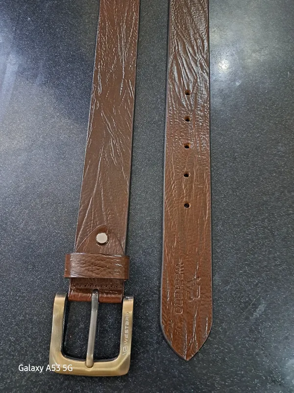 Brown_Textured_Buckle_Belt_for_Men