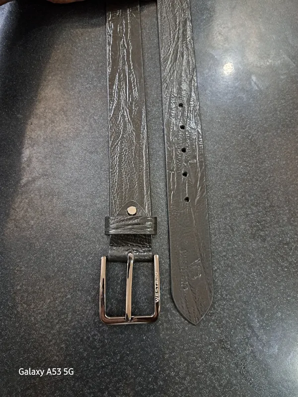 Black_Textured_Classic_Belt_for_Men