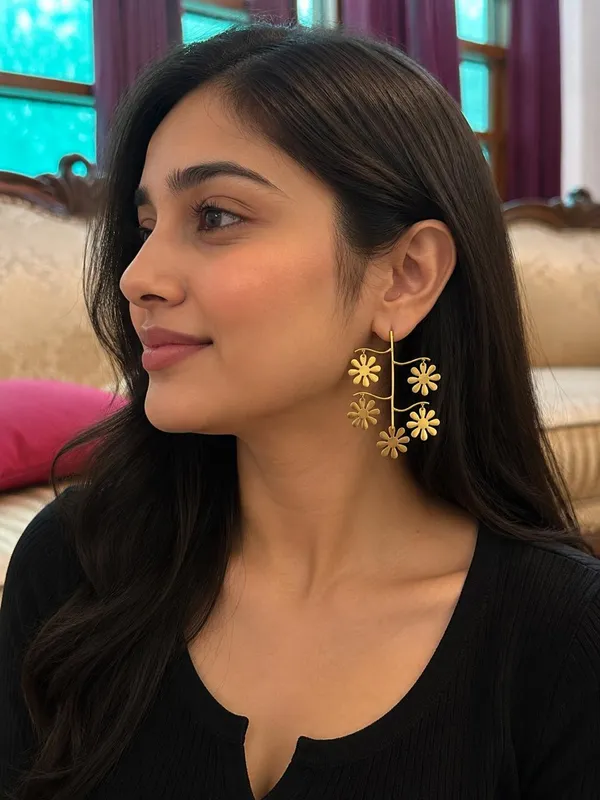 Bloom_Cascade_Floral_Earrings