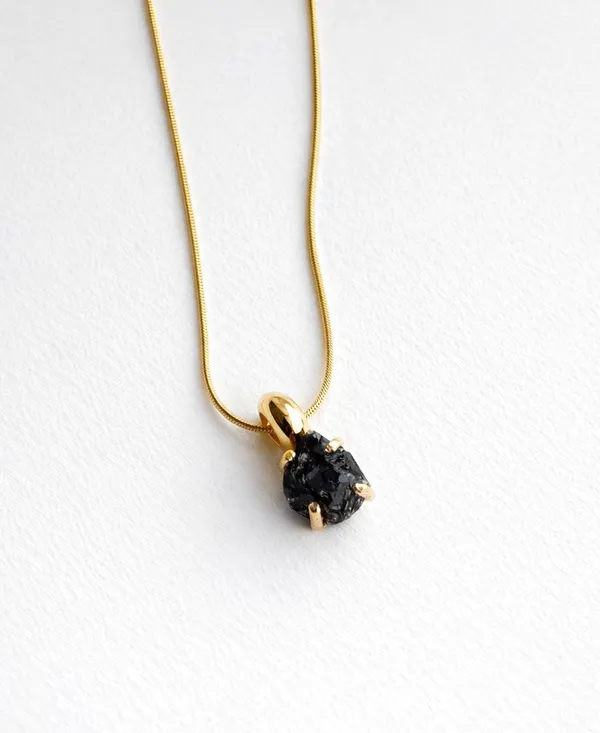 Raw_Black_Tourmaline_Pendant_Necklace