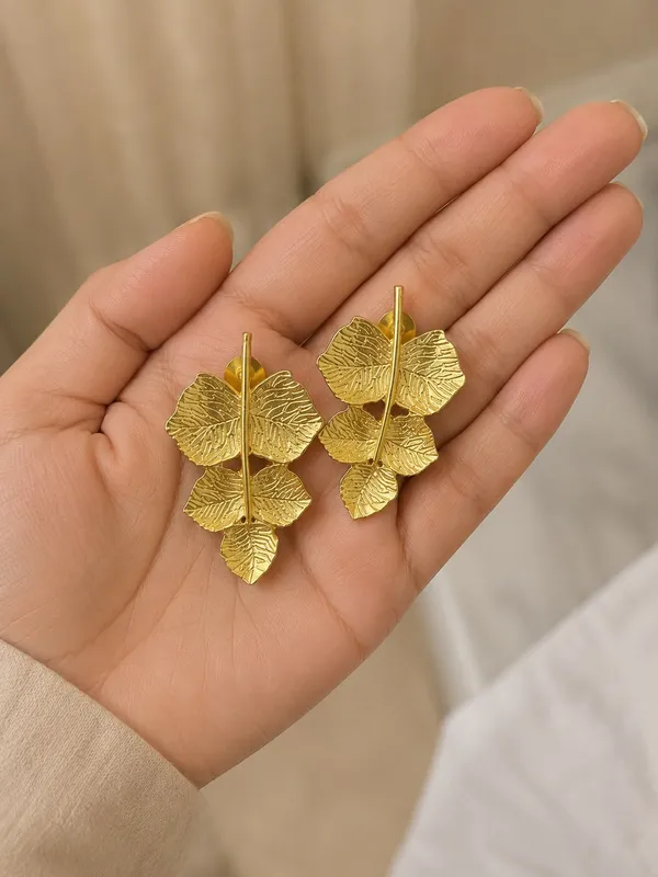 Golden_Leaf_Textured_Statement_Earrings