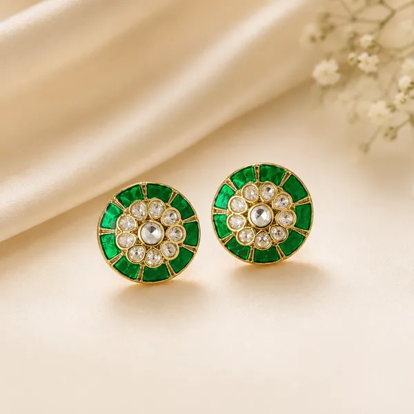 Emerald_Green_Kundan_Round_Stud_Earrings