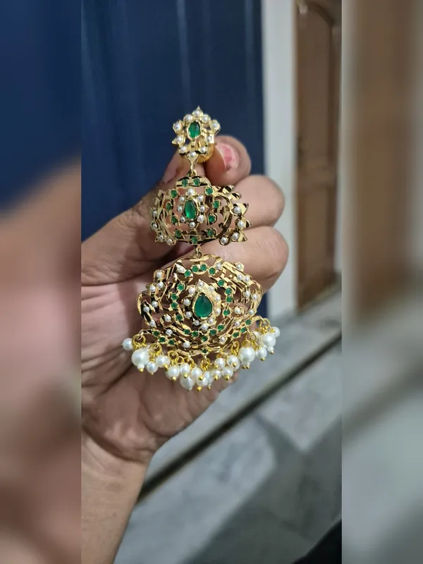 Royal_Green_Jadau_Pearl_Drop_Earrings