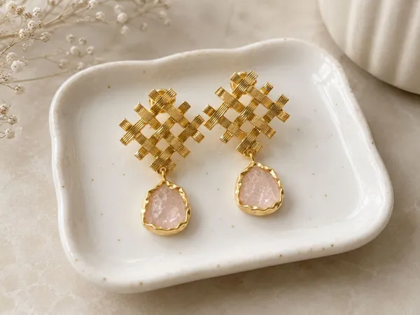 Golden_Quartz_Drops