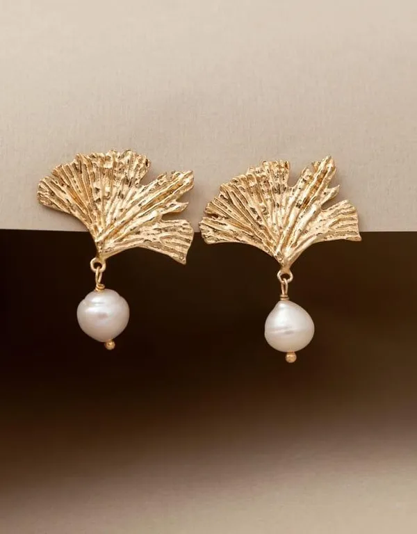 Golden_Muse_Earrings_with_Pearl_Drops