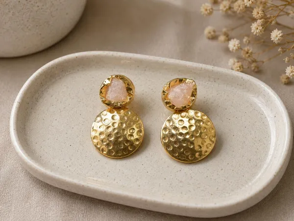 Stone_Top_Hammered_Coin_Drop_Earrings
