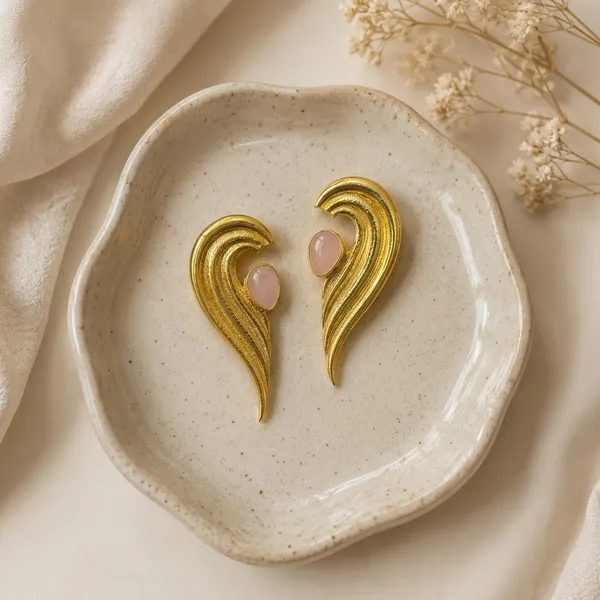 Golden_Radiance_Wings_Earrings