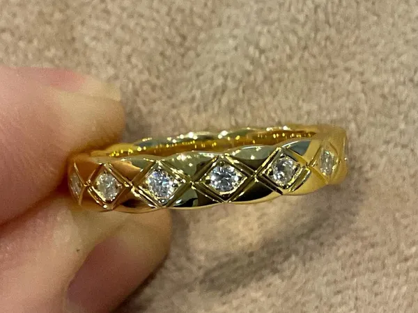 Luxe_Diamond_Pattern_Zircon_Ring